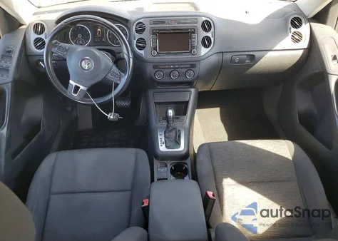 2015 Volkswagen Tiguan S z USA, uszkodzony, nr VIN WVGAV7AX9FW613035